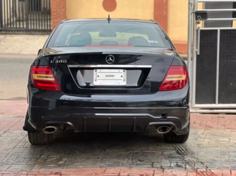 Mercedes-Benz C 300   - 2009