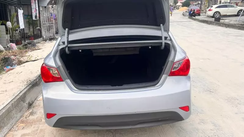 Hyundai Sonata   - 2014