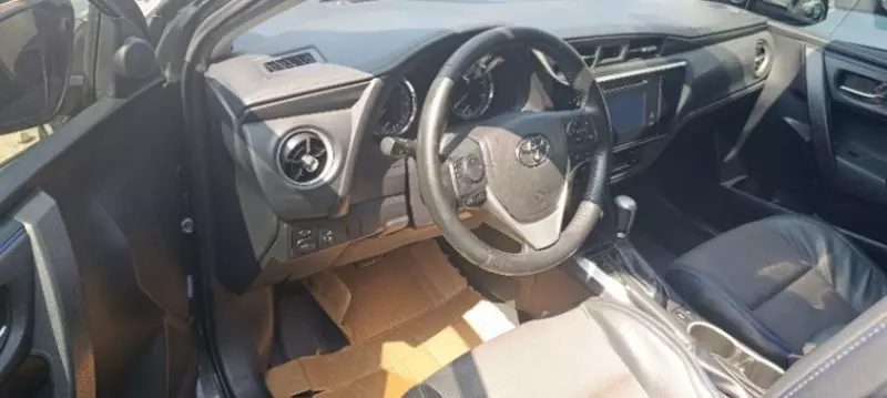 Toyota Camry   - 2017
