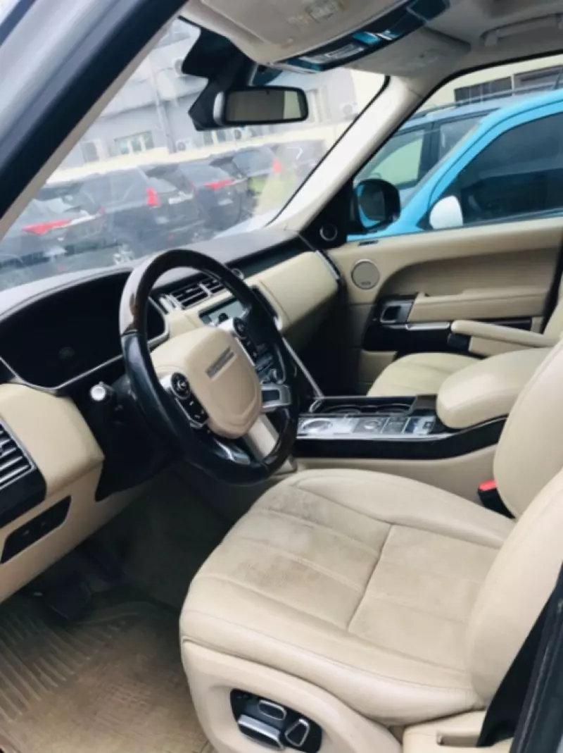 RANGE ROVER HSE LR4   - 2015