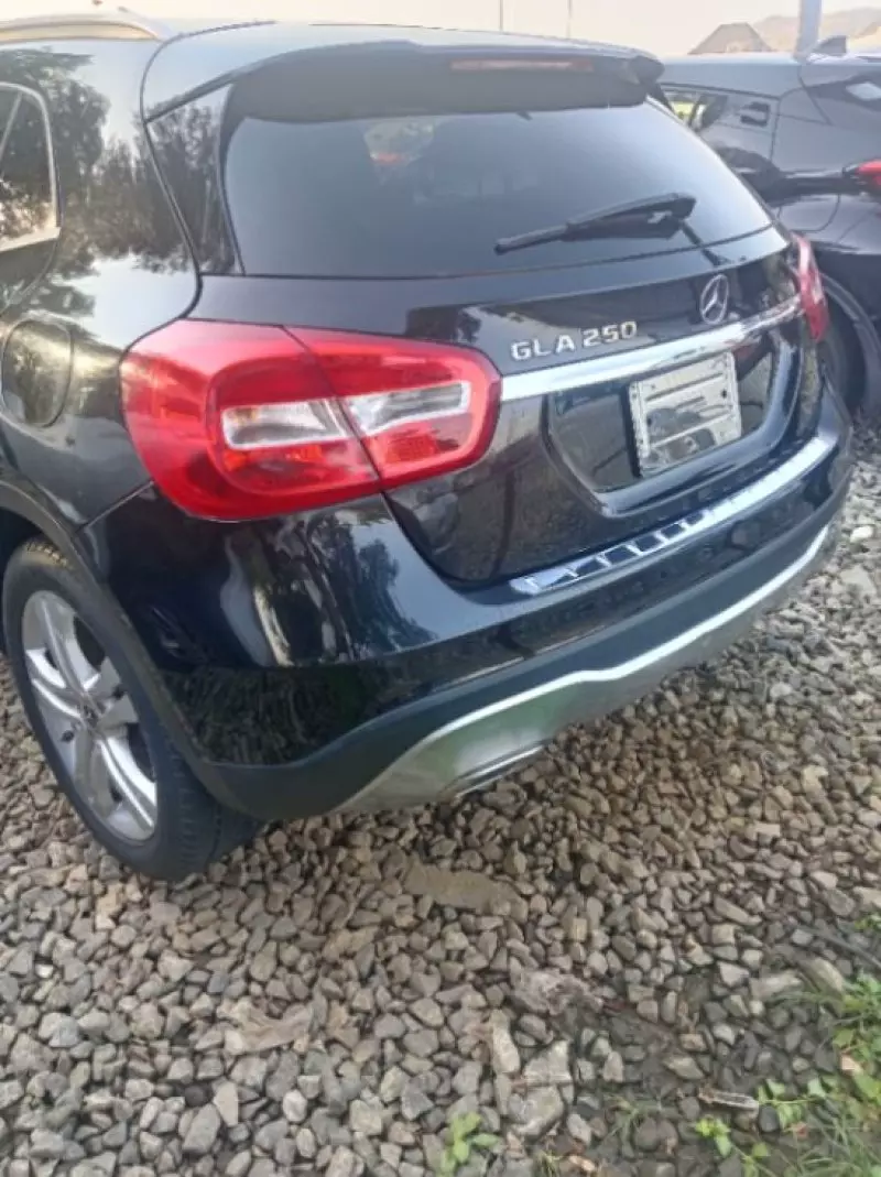 Mercedes-Benz GLA 250