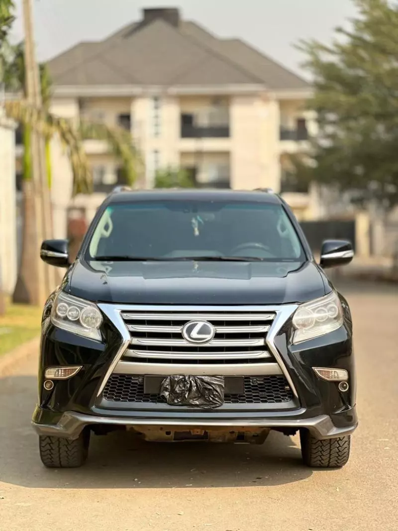 Lexus GX 460   - 2011