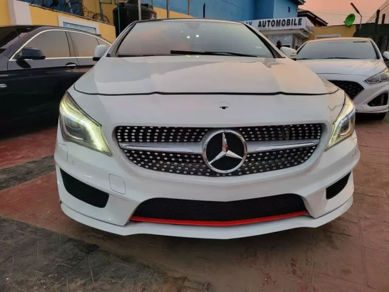 Mercedes-Benz CLA 250   - 2016