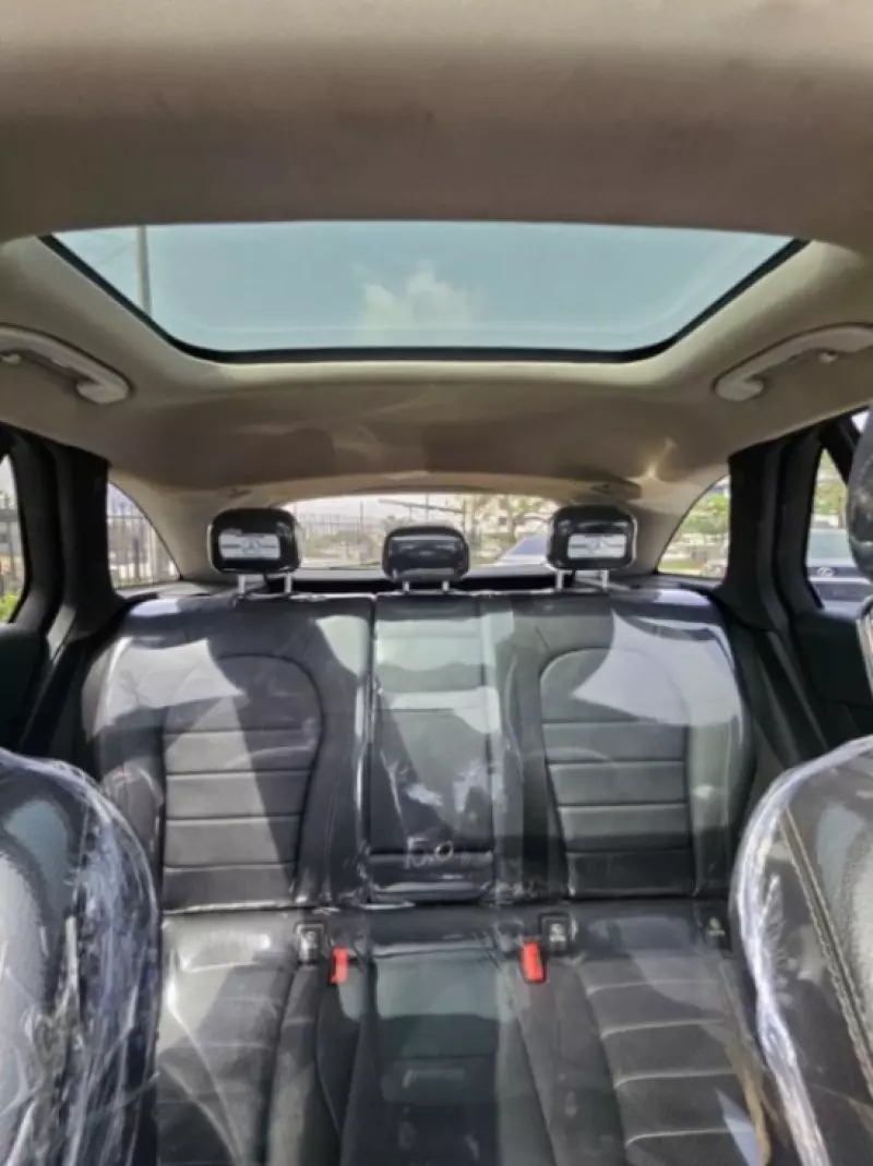 Mercedes-Benz GLC 300   - 2016