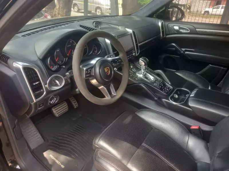 PORSCHE Cayenne   - 2017