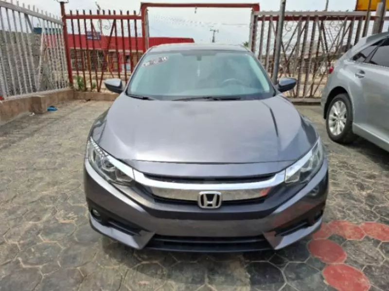 Honda Civic   - 2018