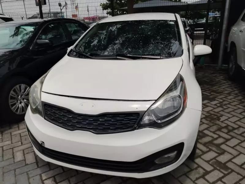 KIA Rio   - 2013