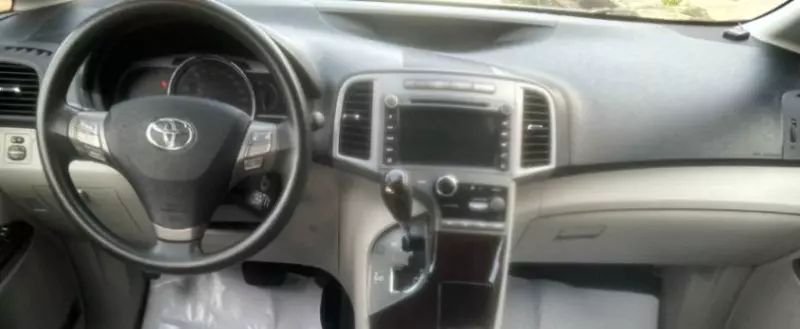 Toyota Venza   - 2011