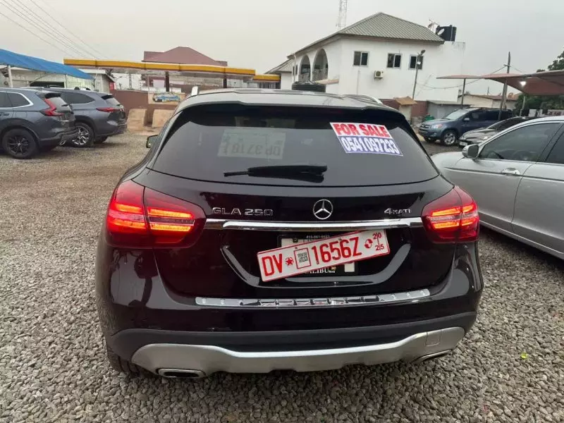 Mercedes-Benz GLA 250