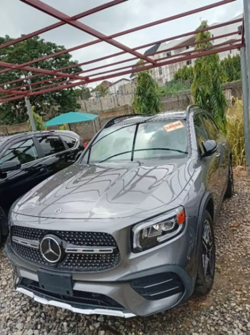 Mercedes-Benz GLB 250   - 2020