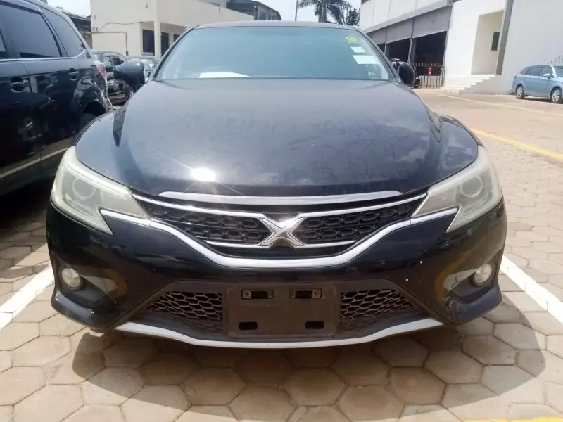 Toyota Mark X - 2012