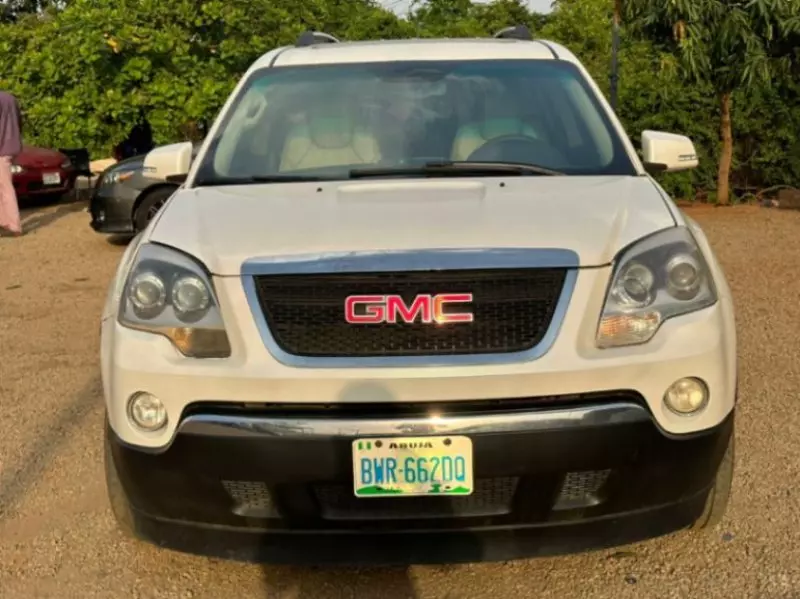 GMC Acadia   - 2012