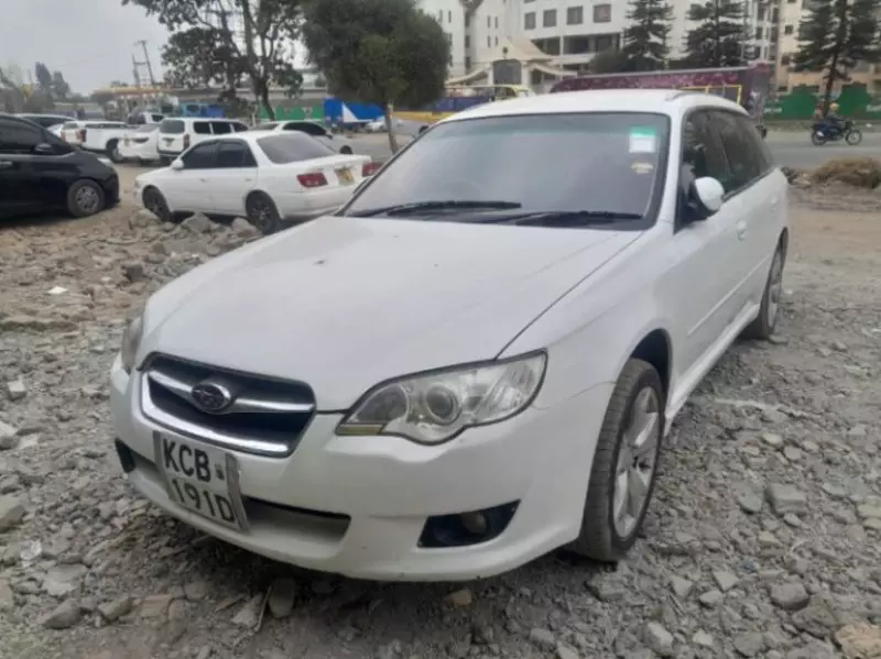 Subaru Legacy    - 2007