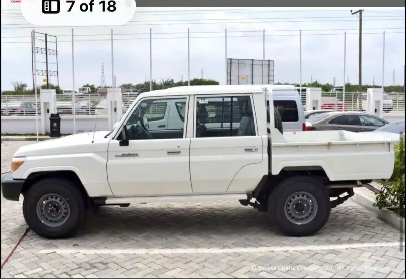 Toyota Land Cruiser Pick Up