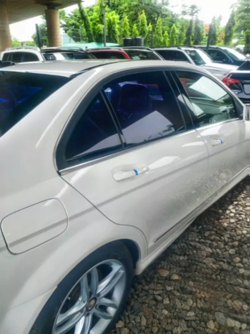 Mercedes-Benz 300   - 2013