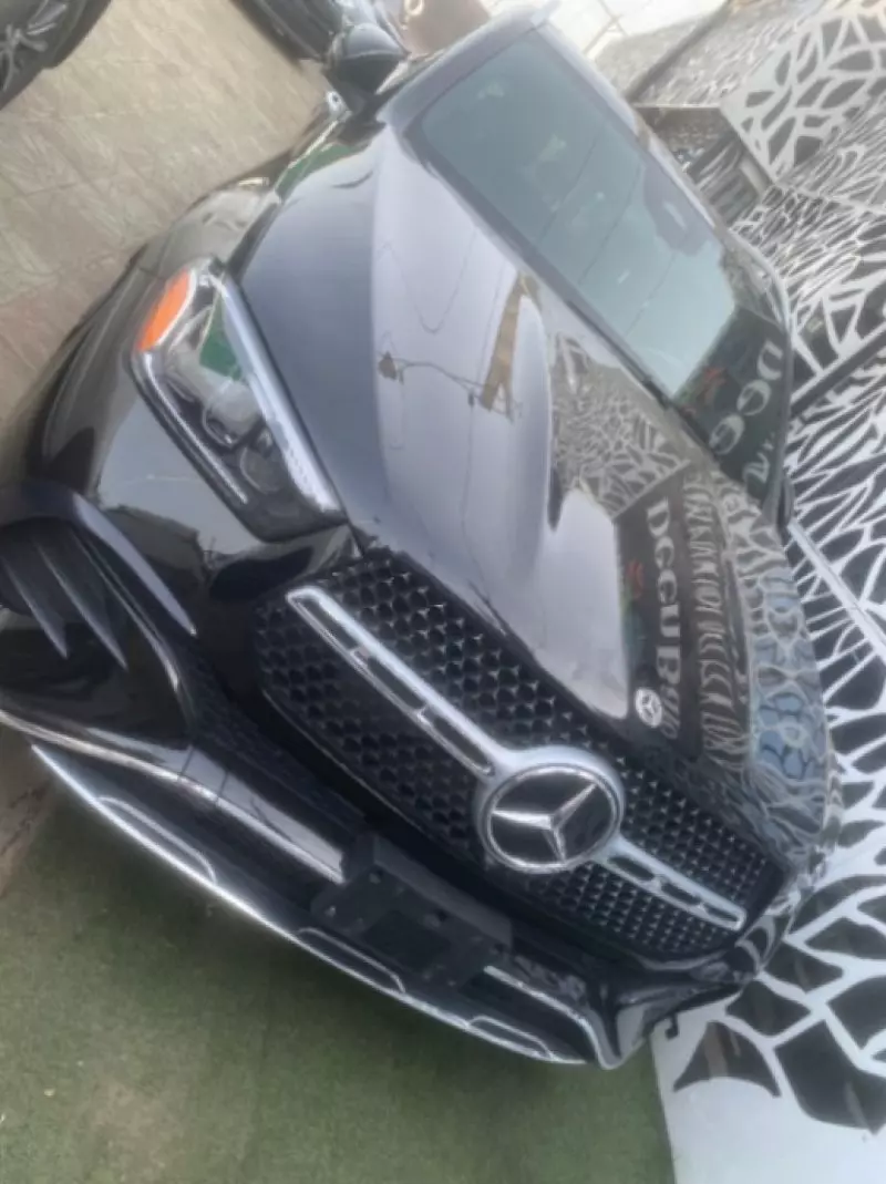 Mercedes-Benz GLE-Class - 2024