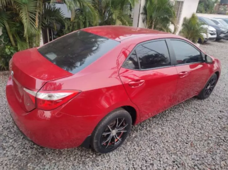 Toyota Corolla - 2015