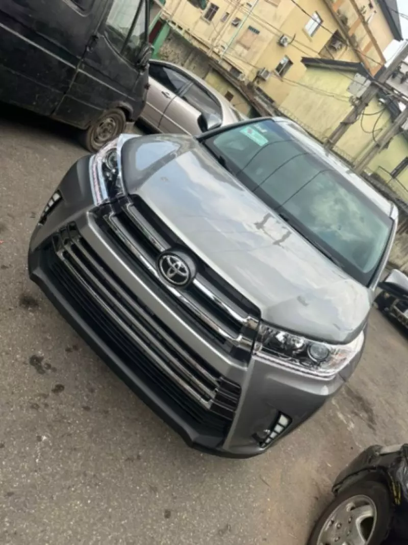 Toyota Highlander   - 2015