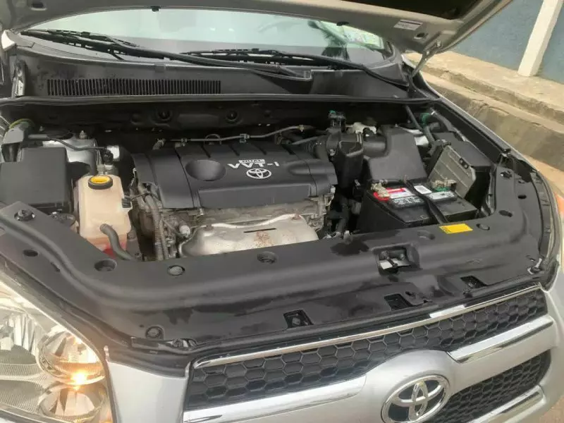 Toyota RAV 4   - 2009