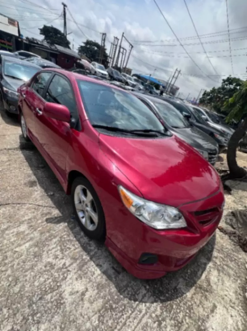 Toyota Corolla   - 2013