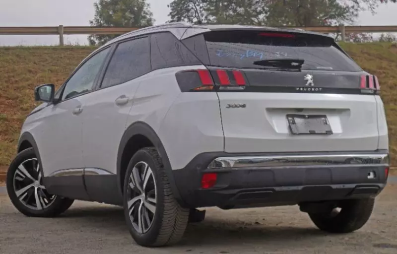 Peugeot 3008   - 2018