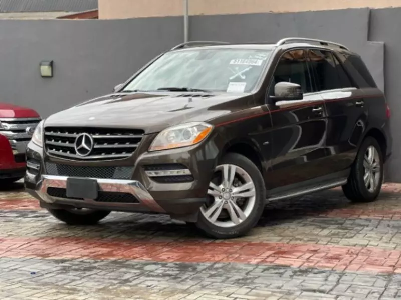 Mercedes-Benz ML 350   - 2012