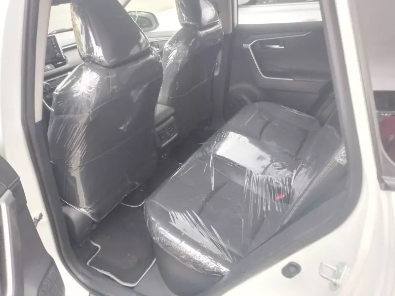 Toyota Rav 4 8AT 2.5l (Adventure Grade)   - 2020