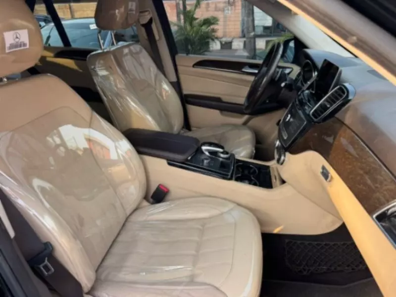 Mercedes-Benz GLE 350 - 2016