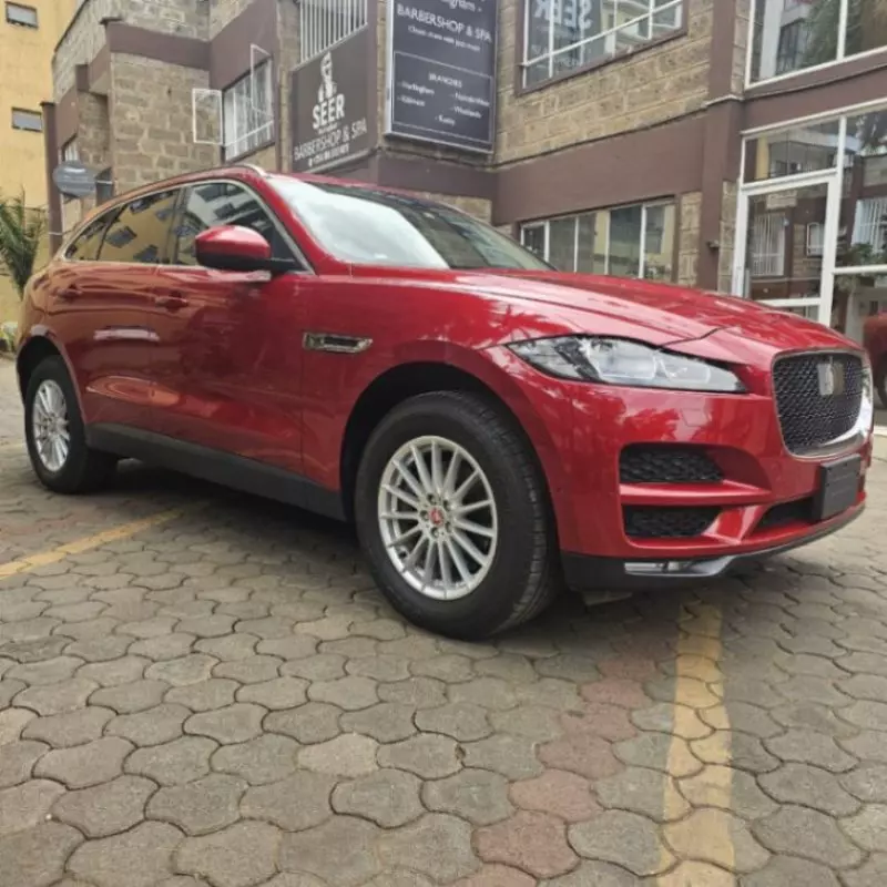 Jaguar F-Pace