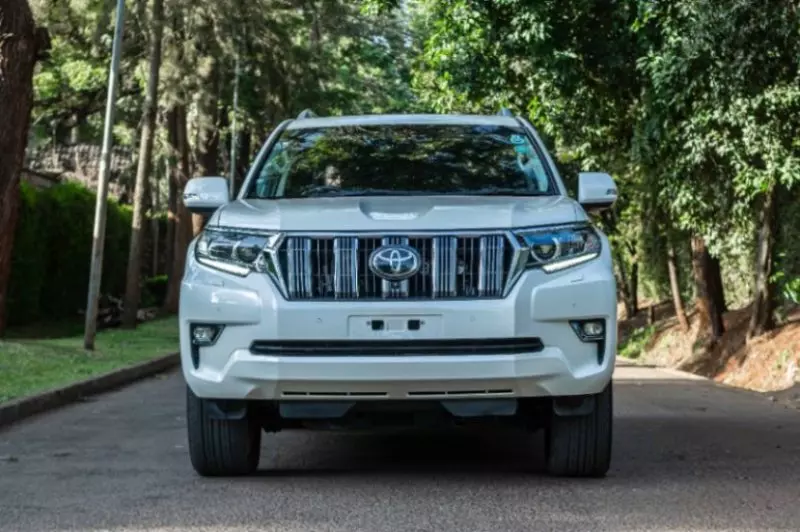 Toyota Landcruiser Prado   - 2019