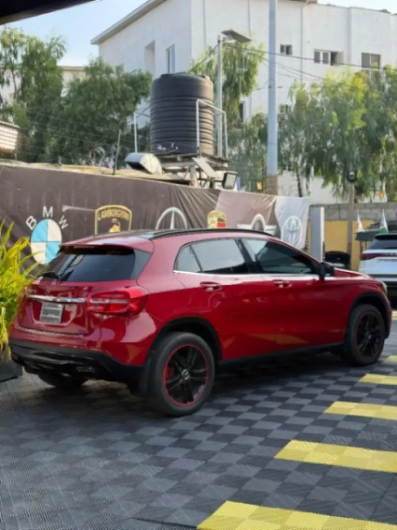 Mercedes-Benz CLA 250   - 2015