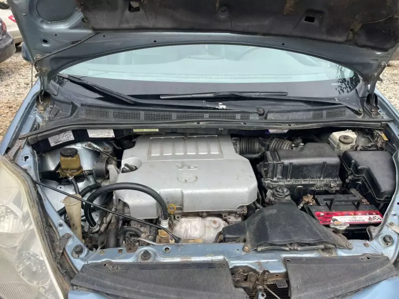 Toyota Sienna   - 2006