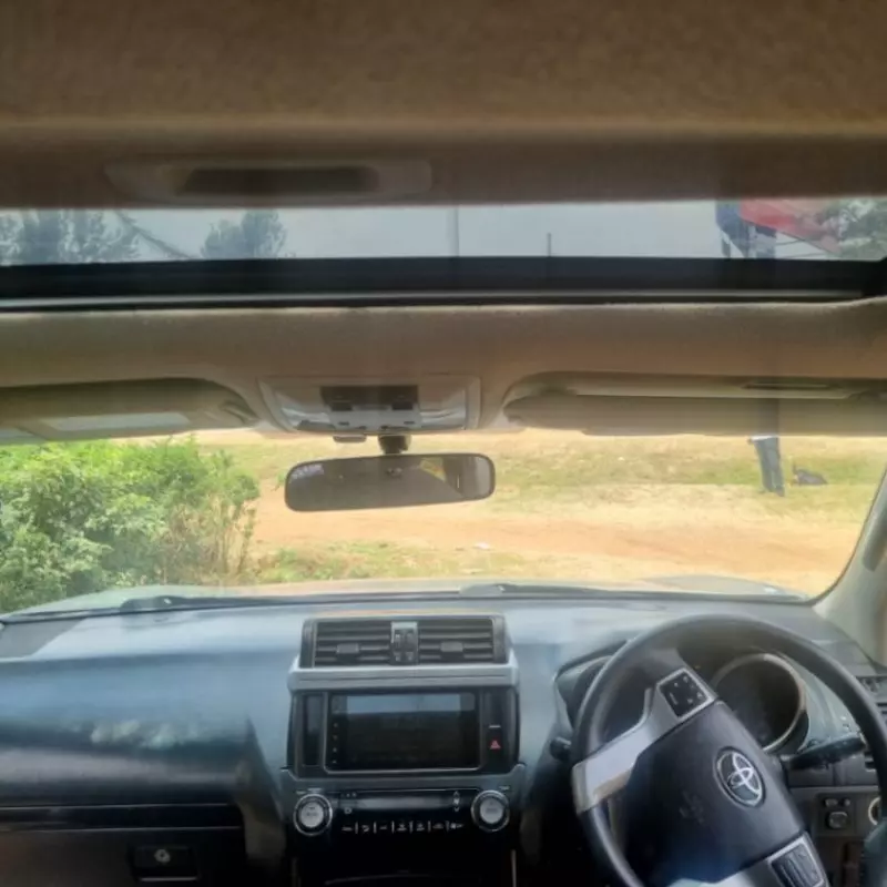 Toyota Land Cruiser   - 2015