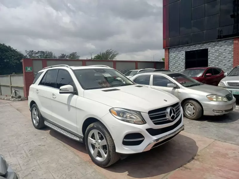 Mercedes-Benz GLE 350   - 2016