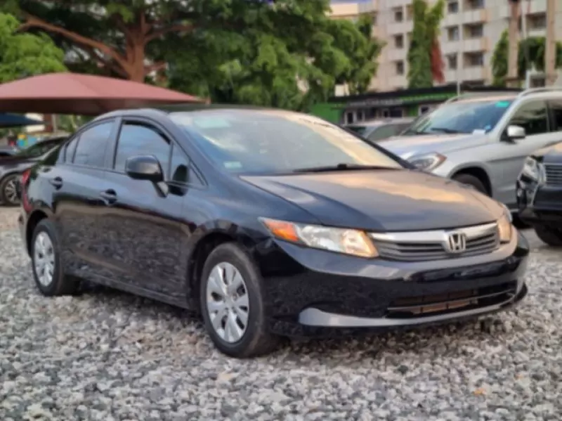 Honda Civic   - 2012