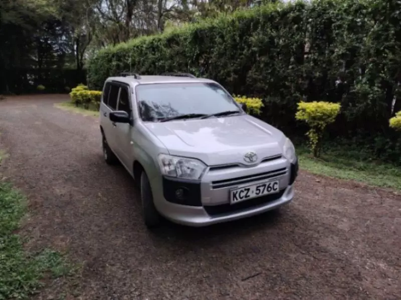Toyota Succeed    - 2015