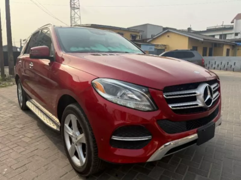 Mercedes-Benz GLE 350   - 2017