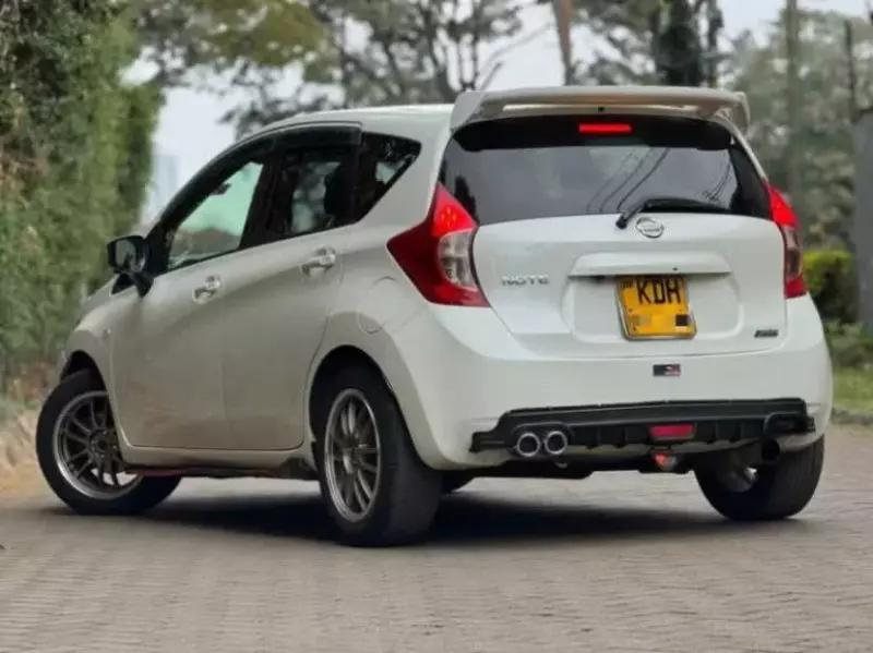 Nissan Note   - 2015
