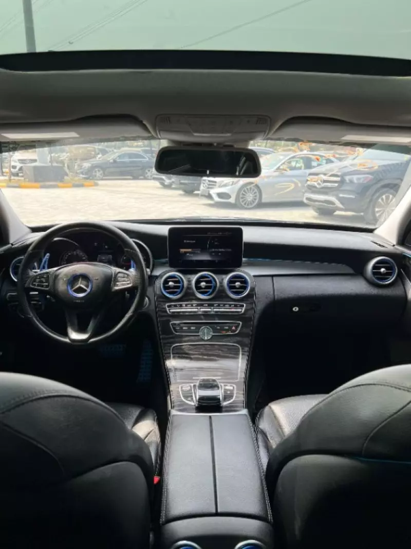 Mercedes-Benz C 300   - 2016