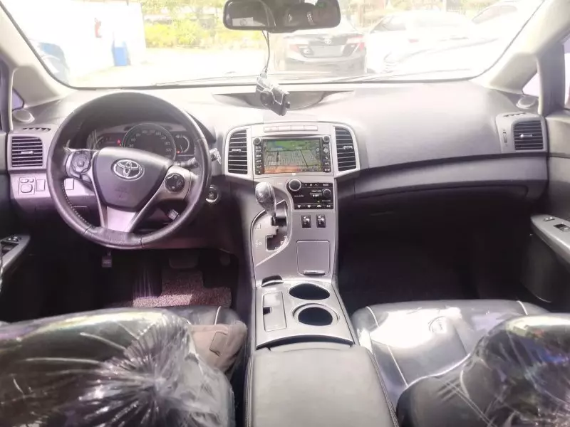 Toyota Venza   - 2013