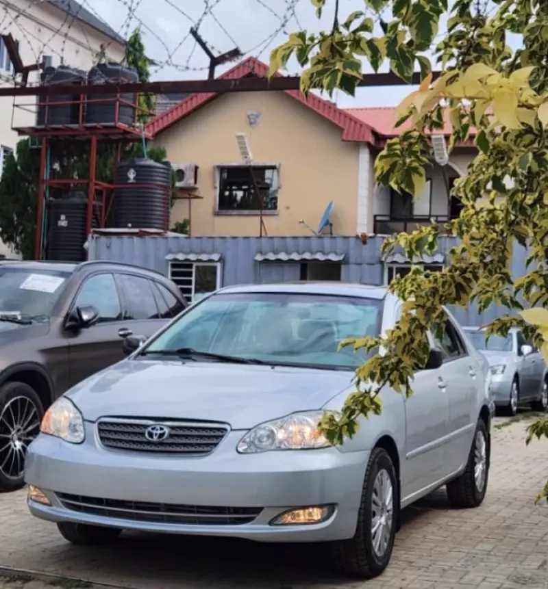 Toyota Corolla   - 2007