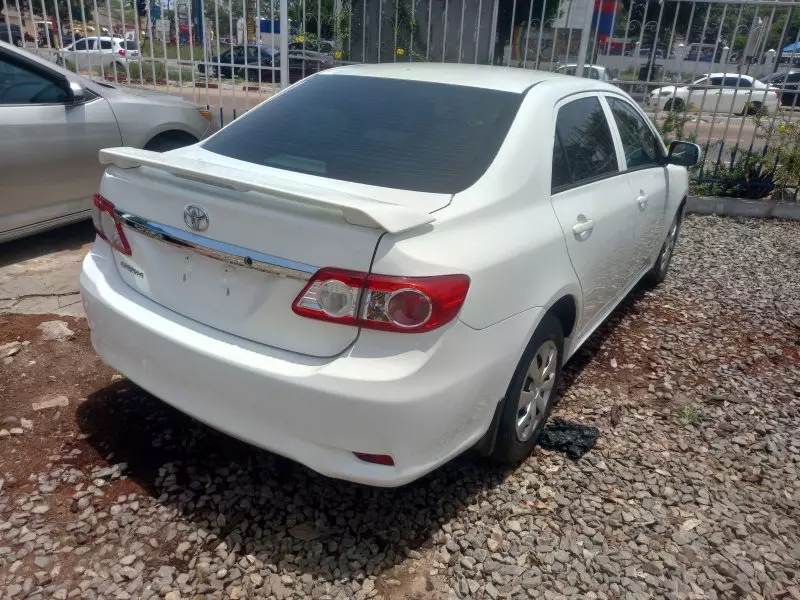 Toyota Corolla   - 2013