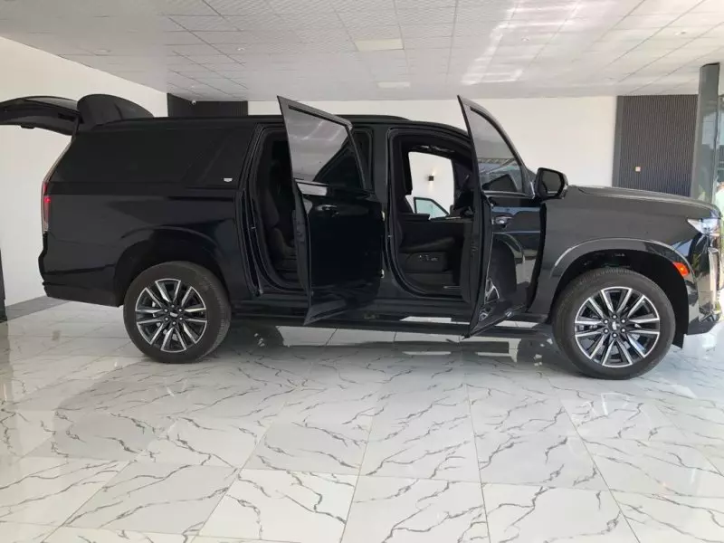Cadillac Escalade   - 2023