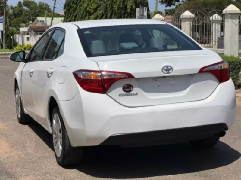 Toyota corolla   - 2016
