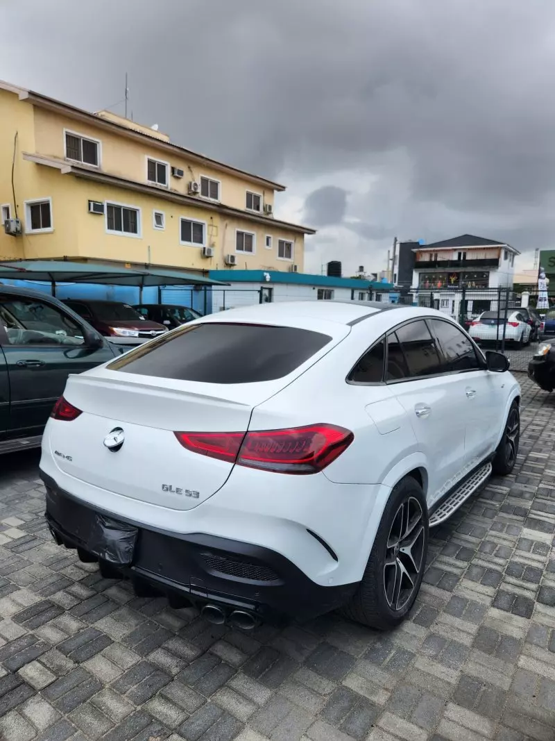 Mercedes-Benz GLE 53 AMG   - 2021