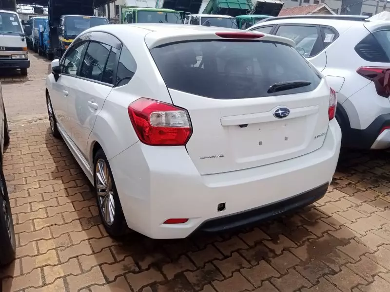 Subaru Impreza   - 2015
