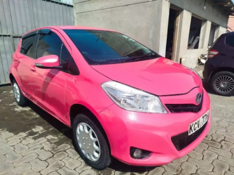 Toyota Vitz   - 2014