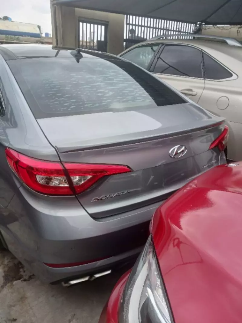 Hyundai Sonata   - 2017