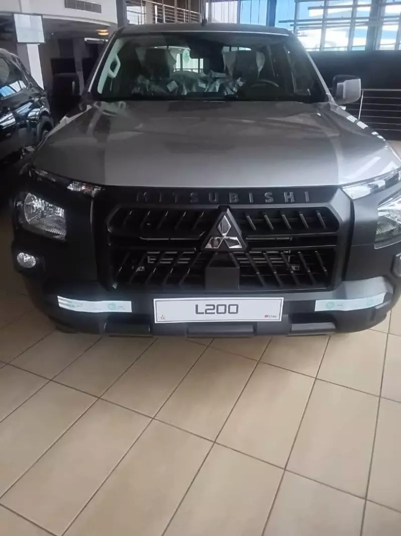 Mitsubishi L200   - 2025