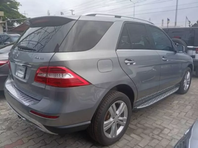 Mercedes-Benz ML 350   - 2013